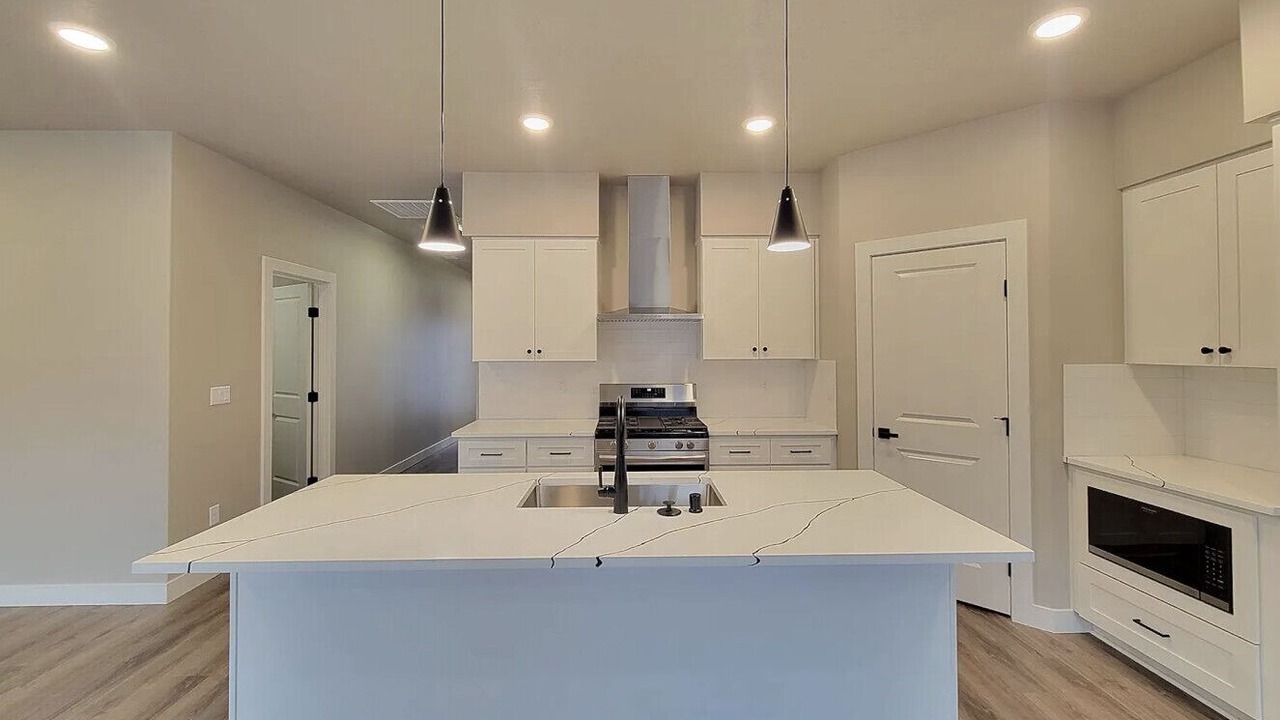 Photo of Others in Tri-Cities