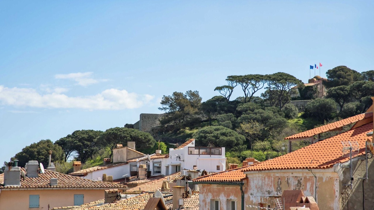 Photo of Others in Old Town