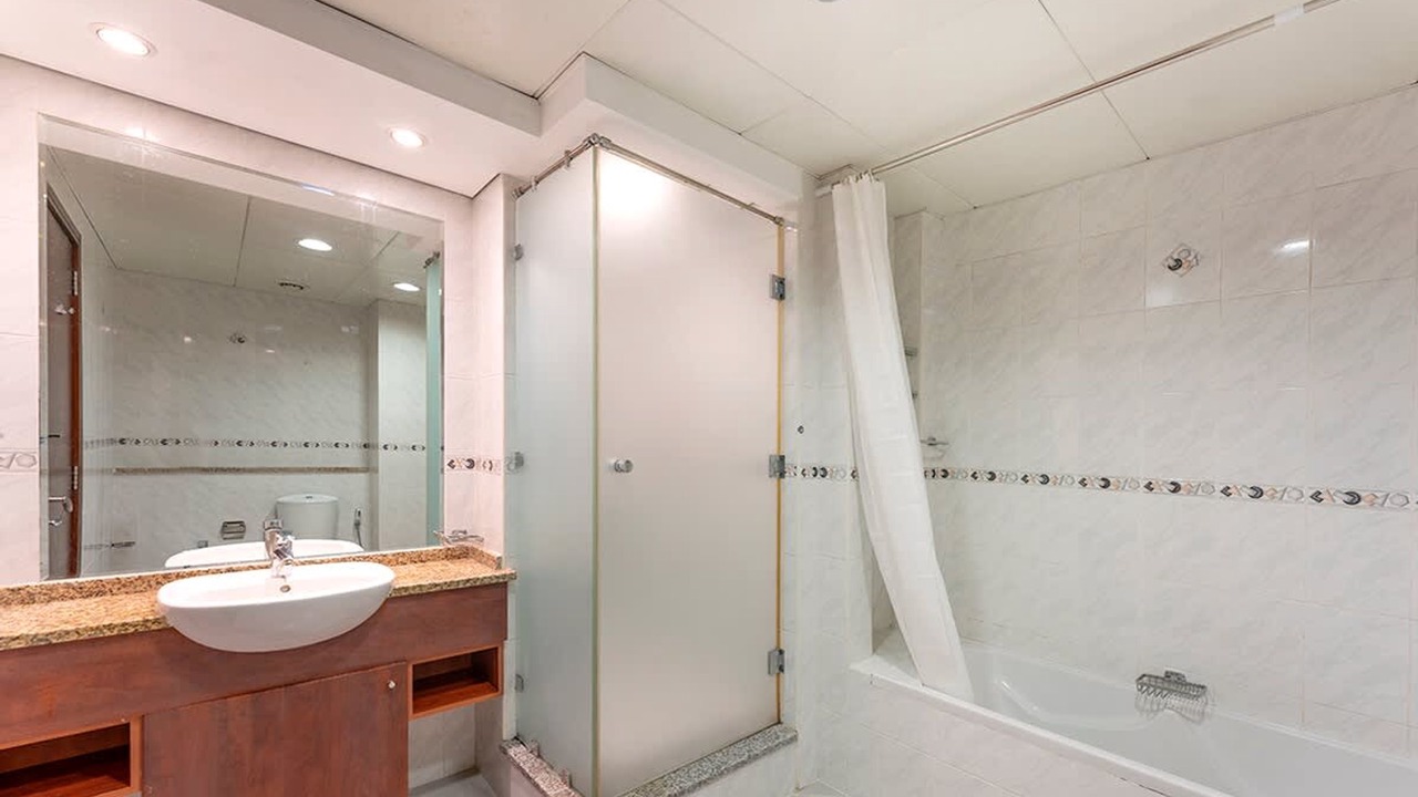 Photo of Bathroom in Jumeirah Lake Towers