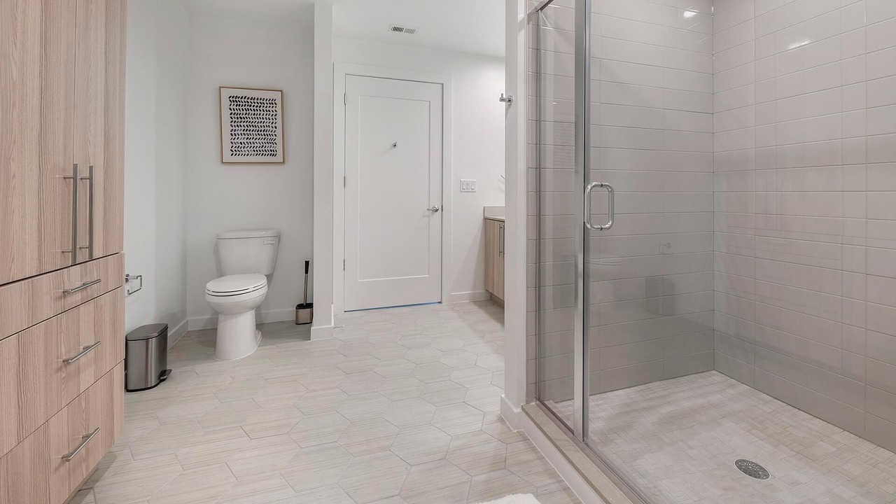 Photo of Bathroom in Baileys Crossroads