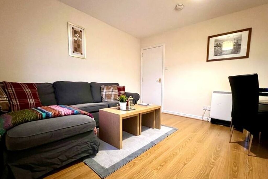 Photo of Livingroom in Paisley