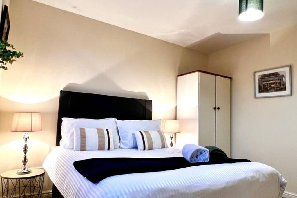 Photo of Bedroom in Paisley