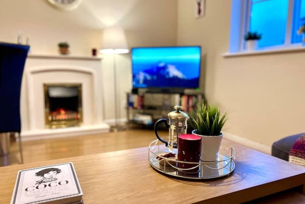 Photo of Others in Paisley