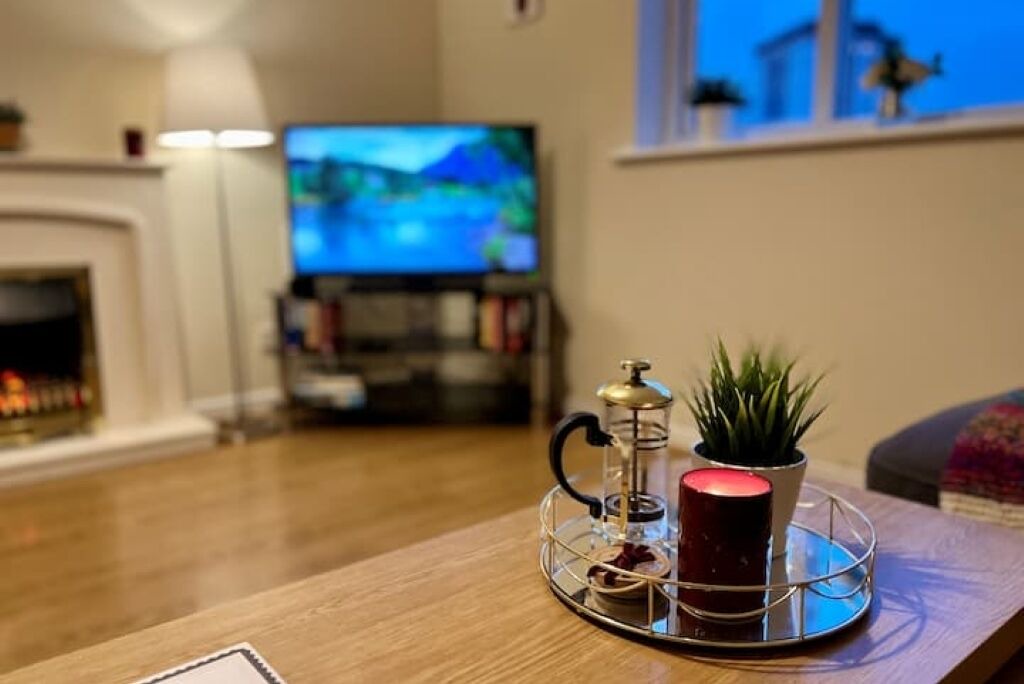 Photo of Others in Paisley