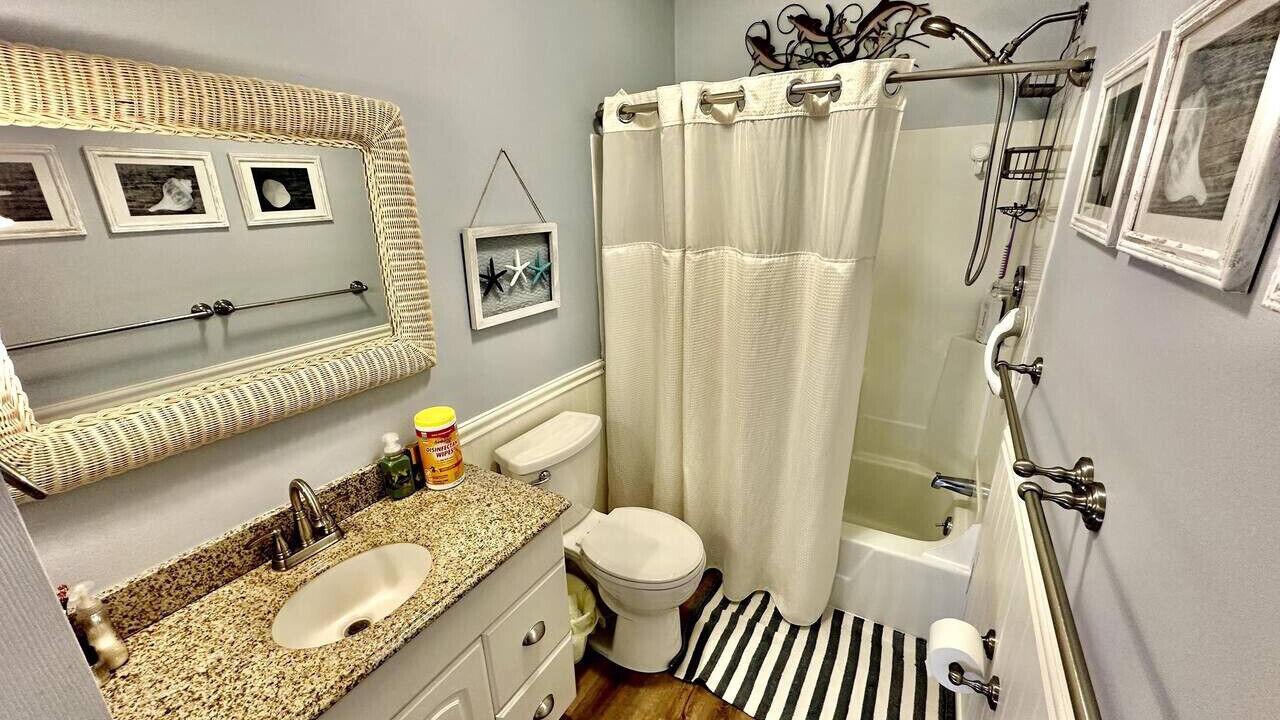 Photo of Bathroom in Anglesea