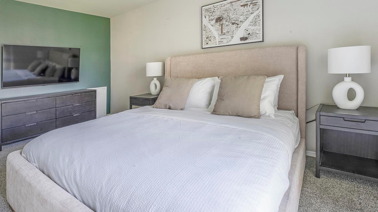 Photo of Bedroom in Greenbelt