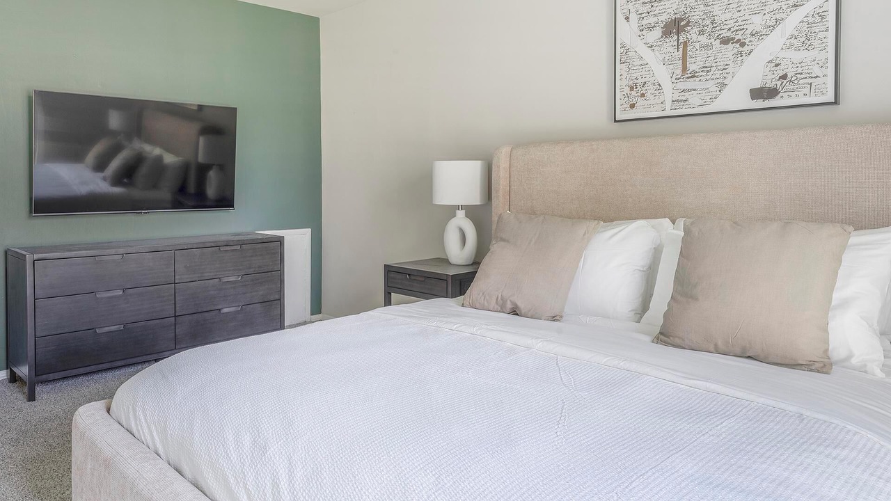 Photo of Bedroom in Greenbelt
