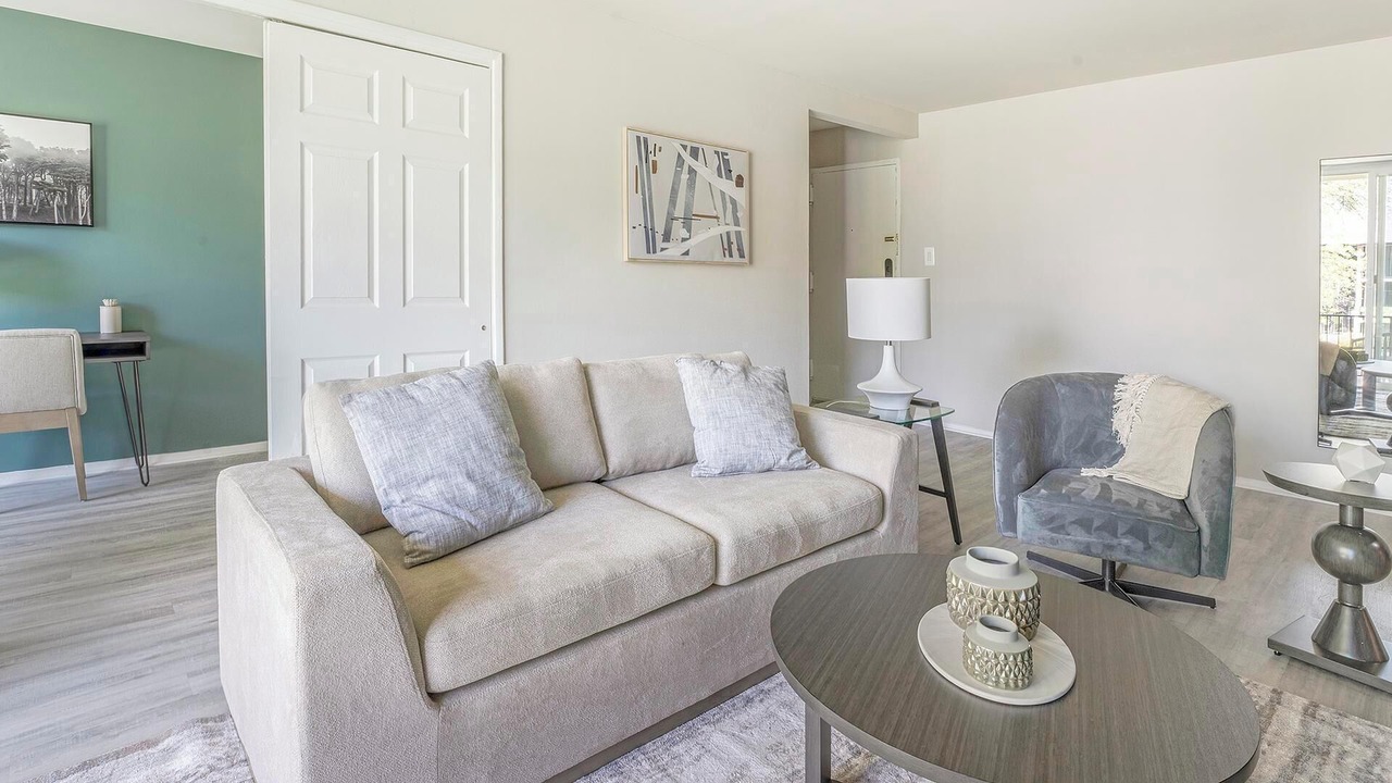 Photo of Livingroom in Greenbelt
