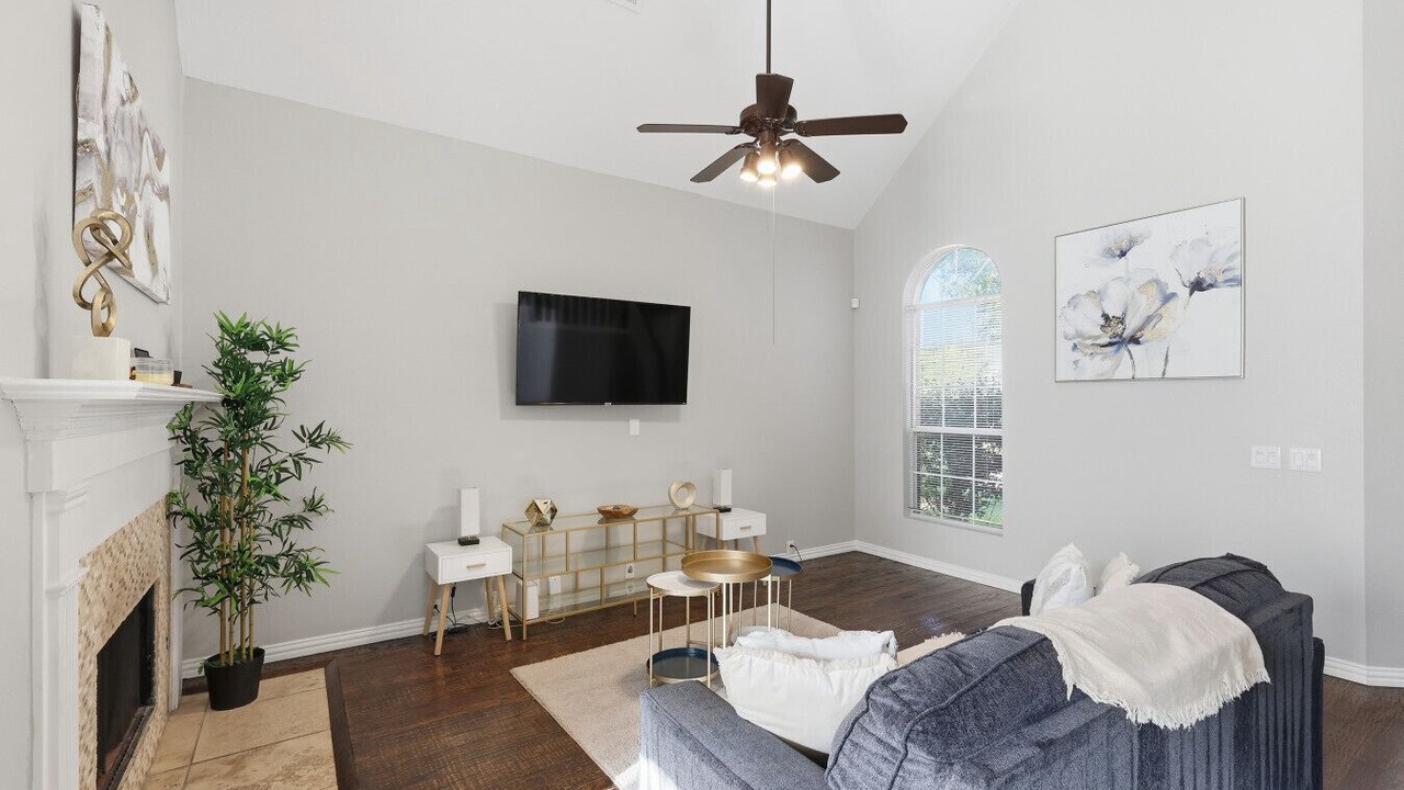 Photo of Livingroom in Frisco