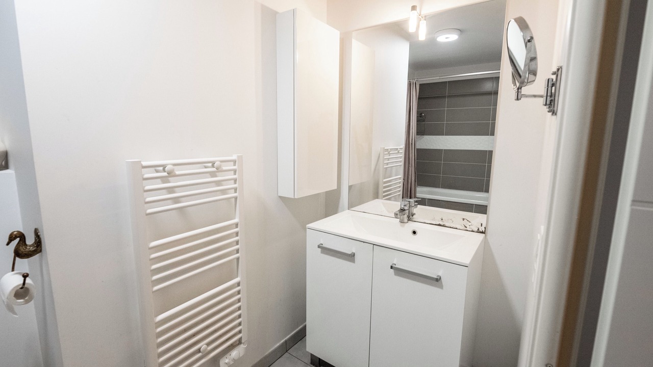 Photo of Bathroom in Talence