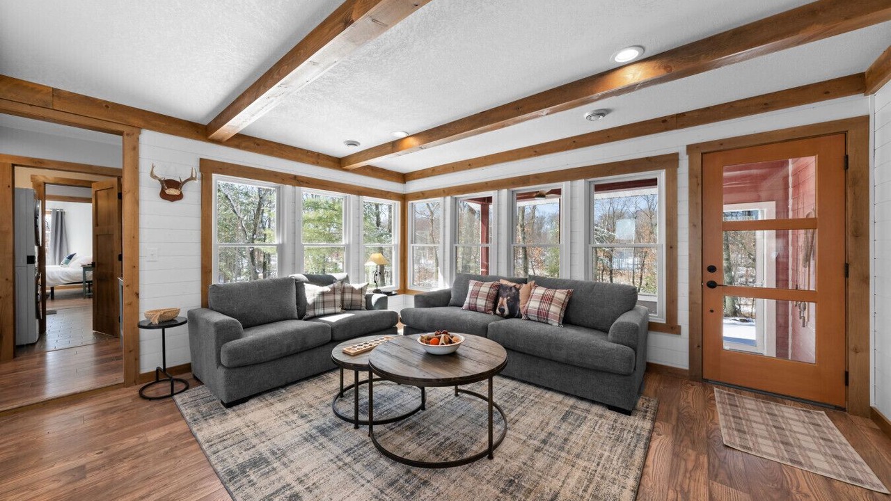 Photo of Livingroom in Webster