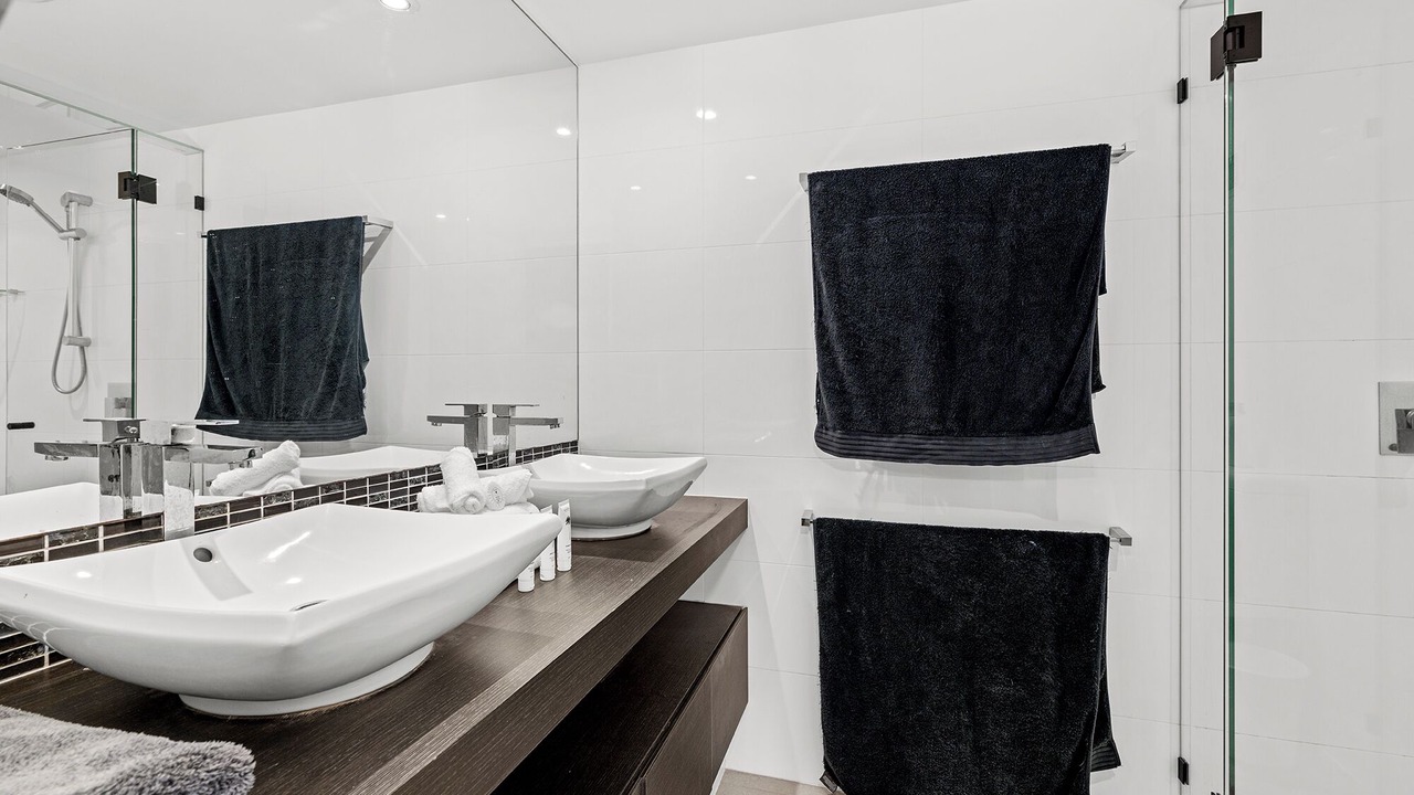 Photo of Bathroom in Mermaid Beach