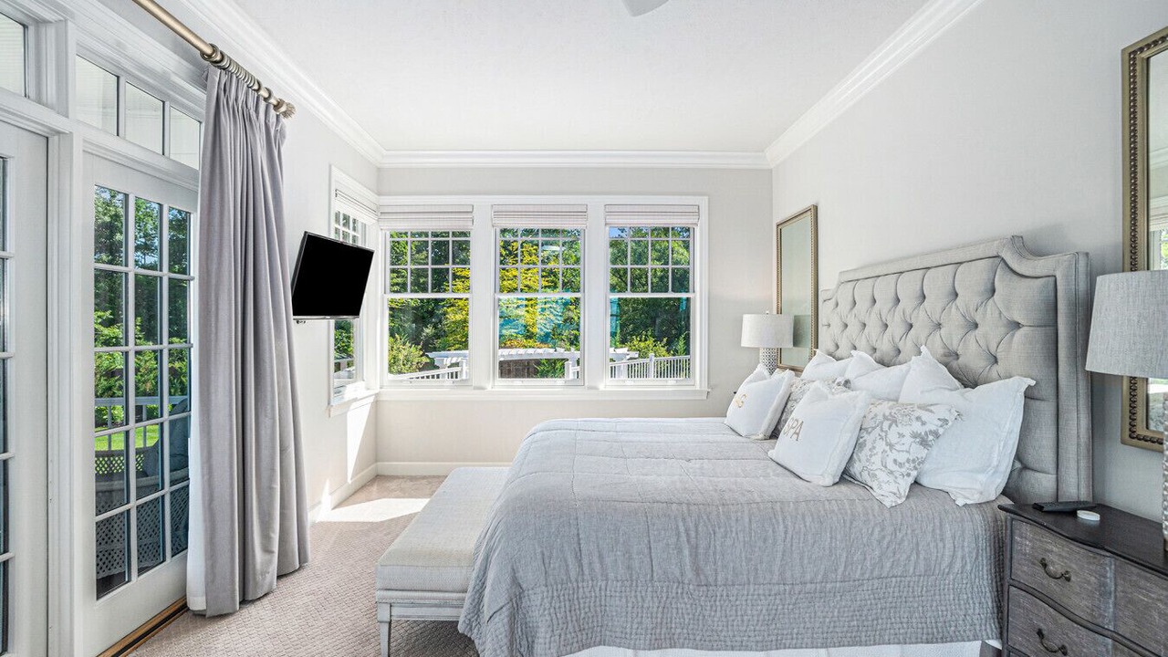 Photo of Bedroom in South Haven