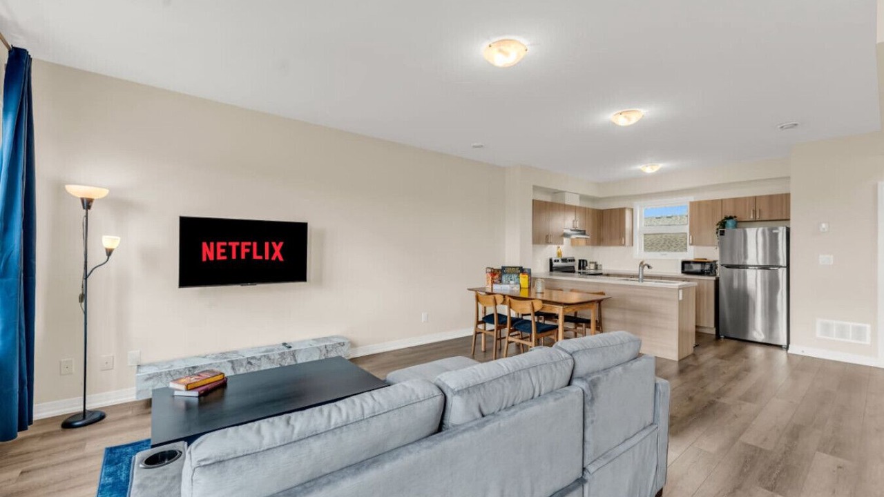 Photo of Livingroom in Niagara Falls