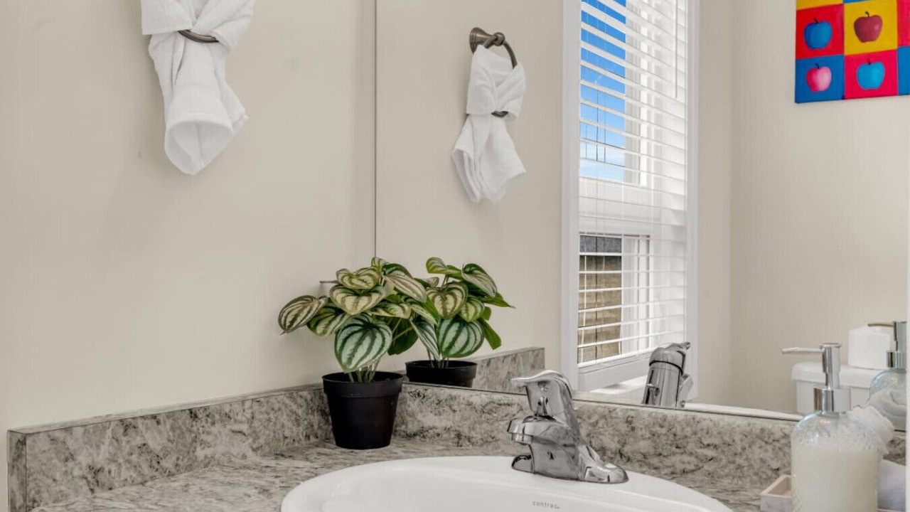 Photo of Bathroom in Niagara Falls