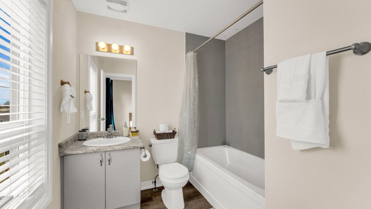 Photo of Bathroom in Niagara Falls