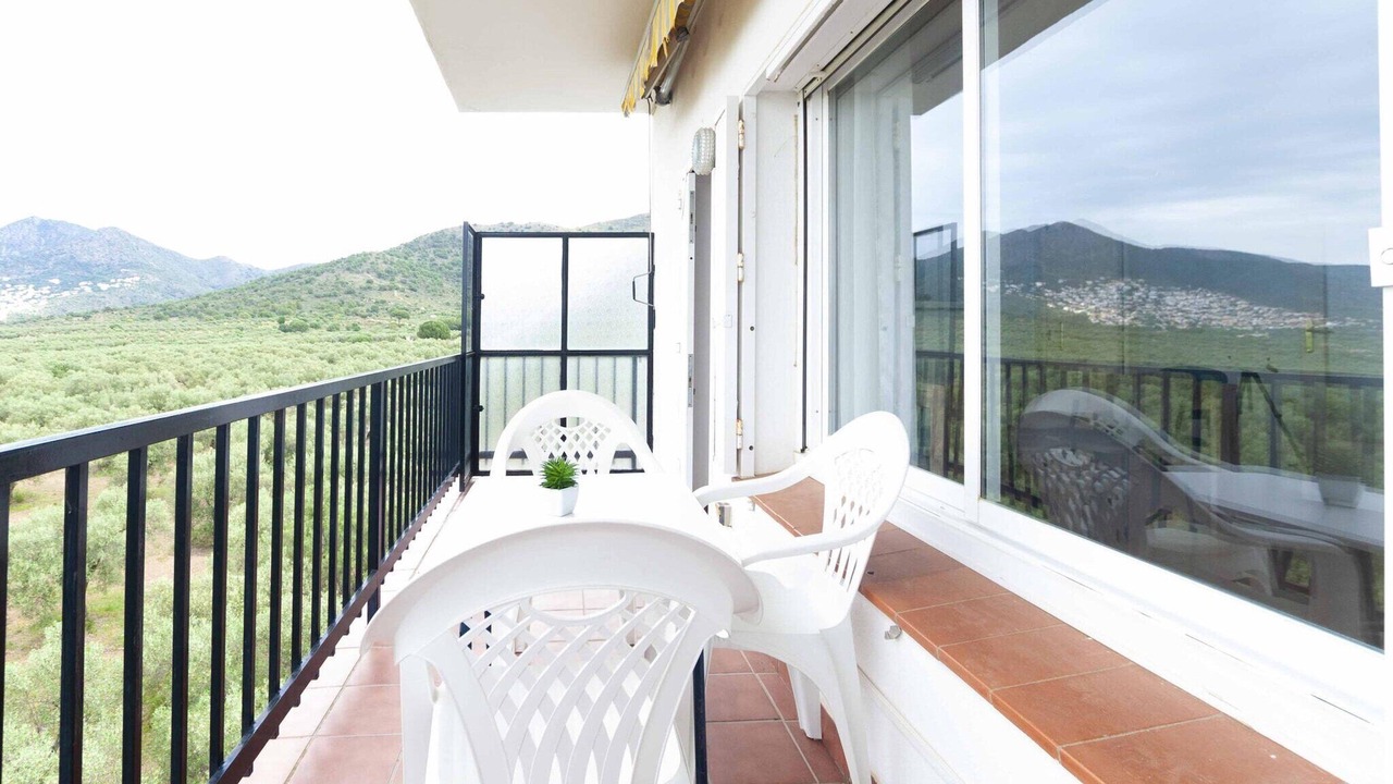 Photo of Patio Balcony in El Mas Oliva