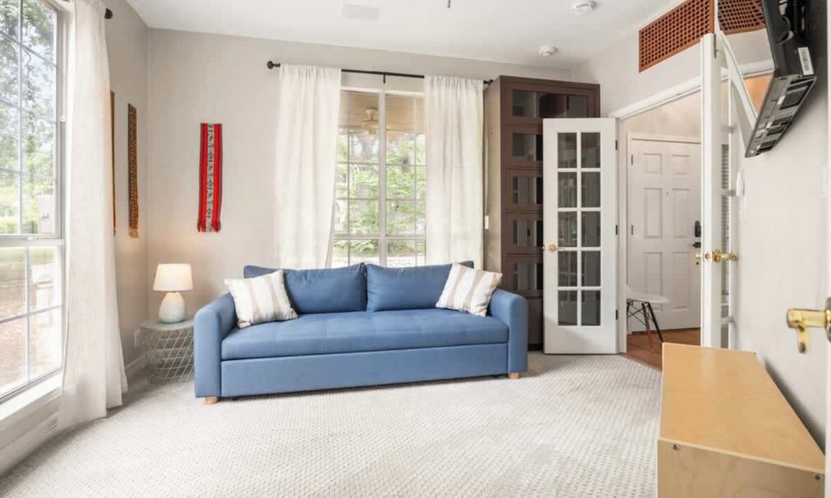 Photo of Livingroom in Barton Heights