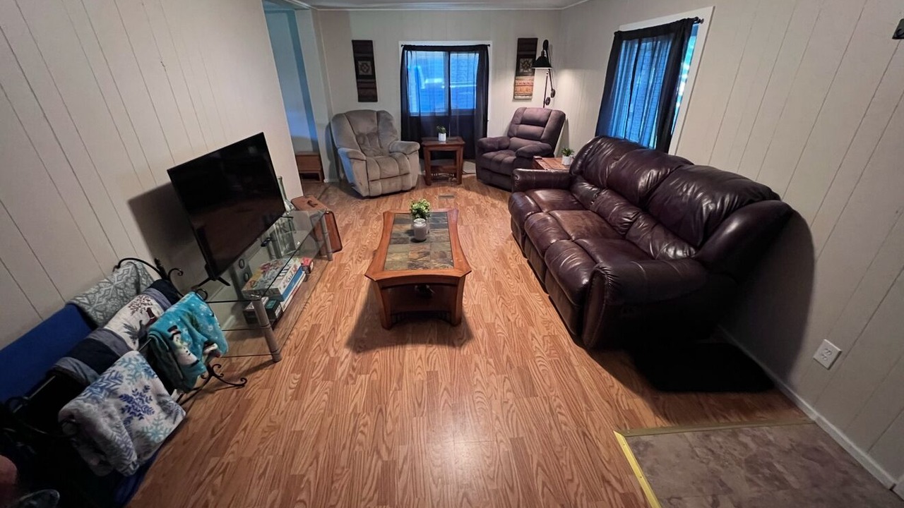 Photo of Livingroom in Goodland