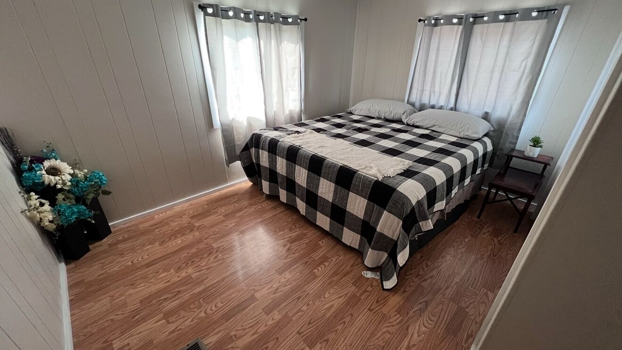 Photo of Bedroom in Goodland