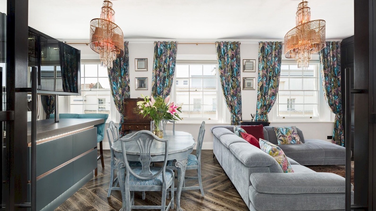 Photo of Livingroom in Leamington Spa