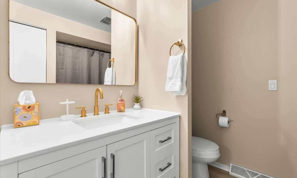 Photo of Bathroom in Drayton Plains