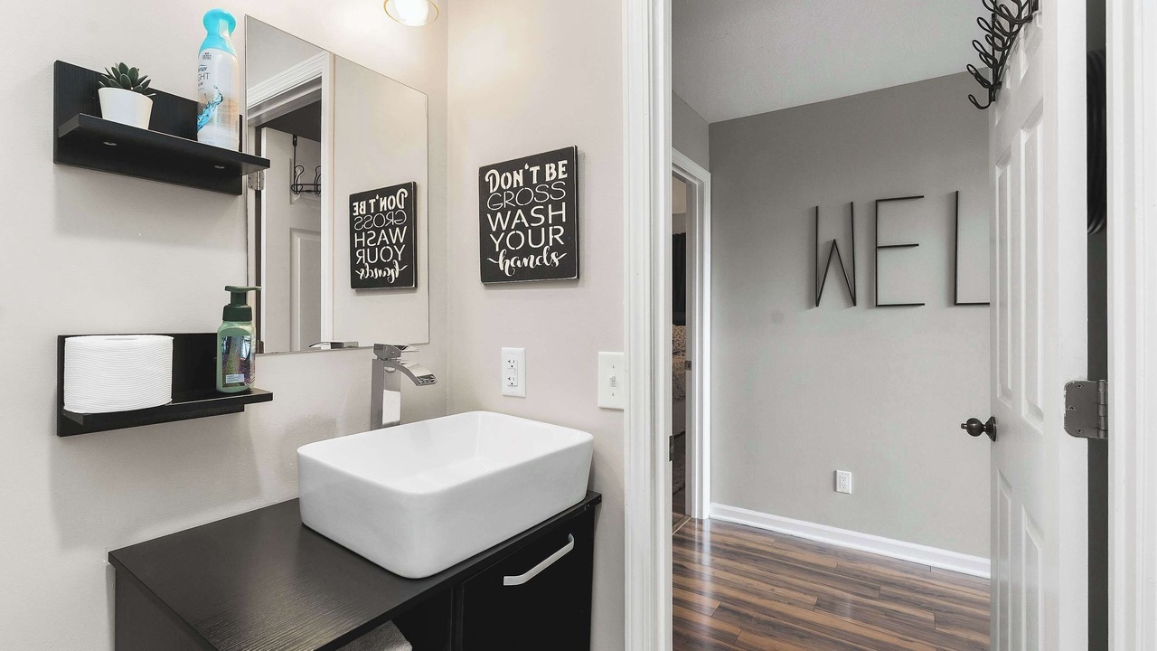 Photo of Bathroom in Smithville