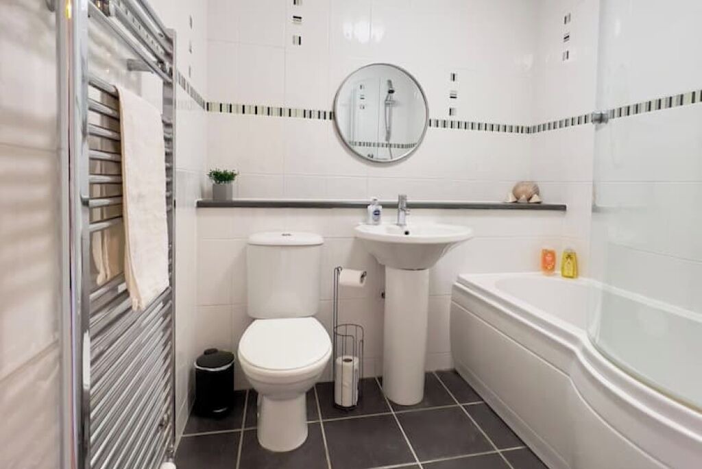 Photo of Bathroom in Cowlairs