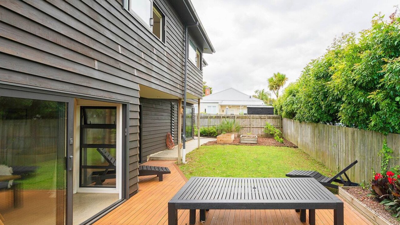 Photo of Outdoor in Kingsland