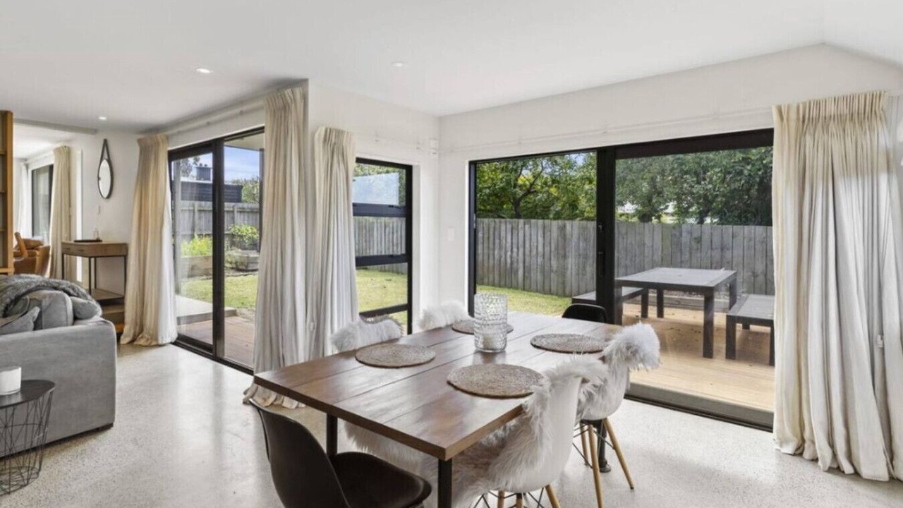 Photo of Others in Kingsland