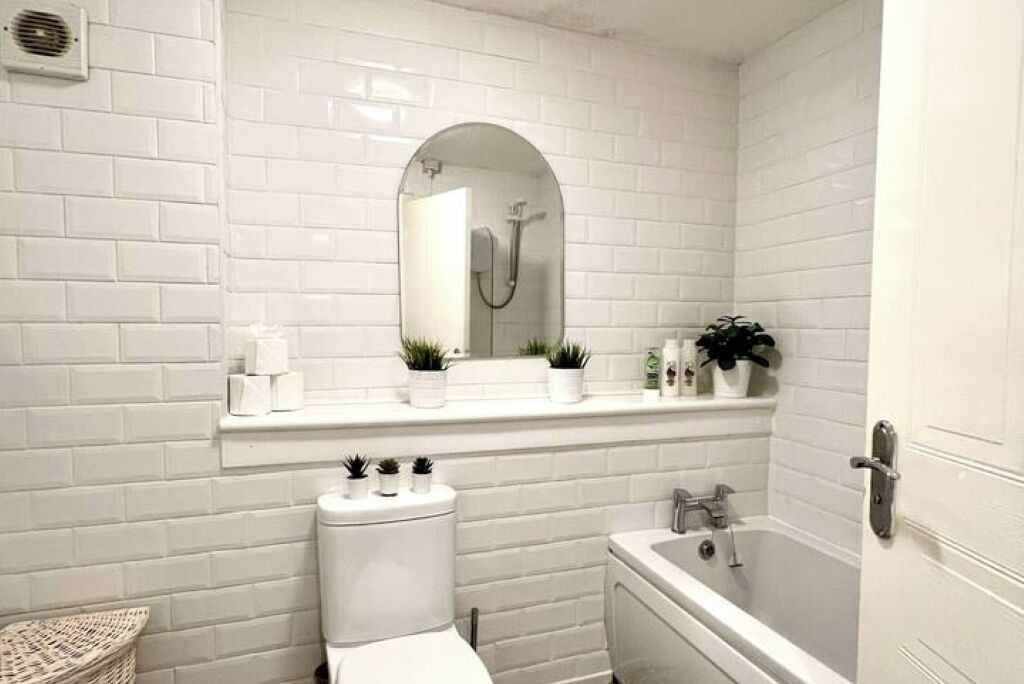 Photo of Bathroom in Springburn