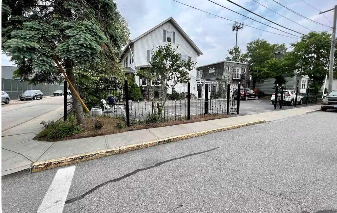 Photo of Outdoor in Bellevue Avenue Historic District