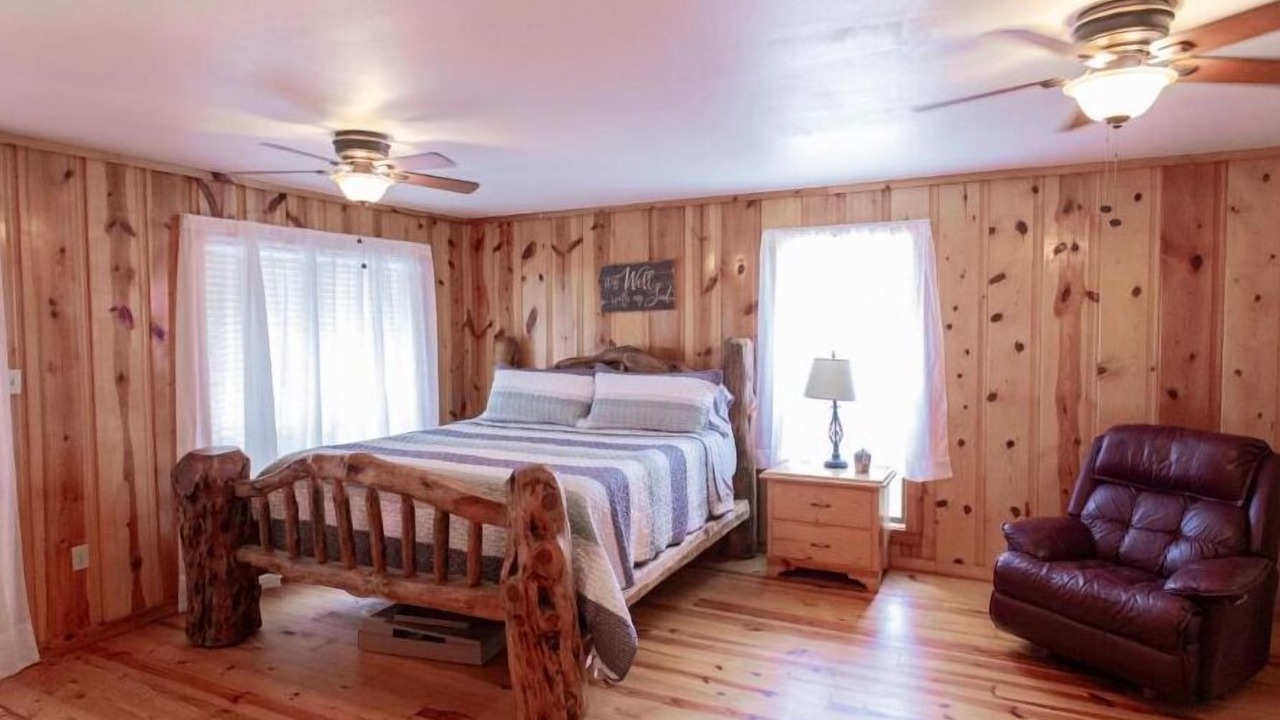 Photo of Bedroom in Long Branch
