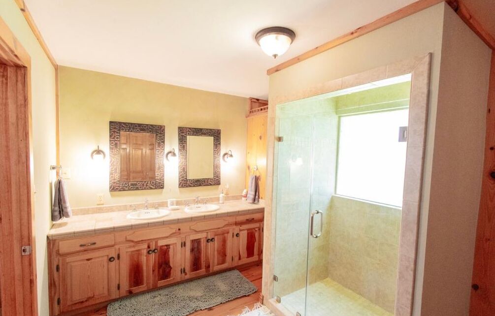 Photo of Bathroom in Long Branch