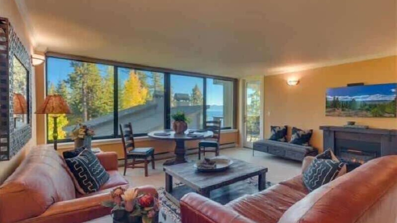 Photo of Livingroom in Brockway