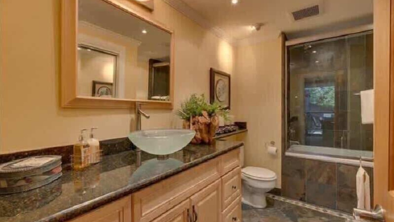 Photo of Bathroom in Brockway