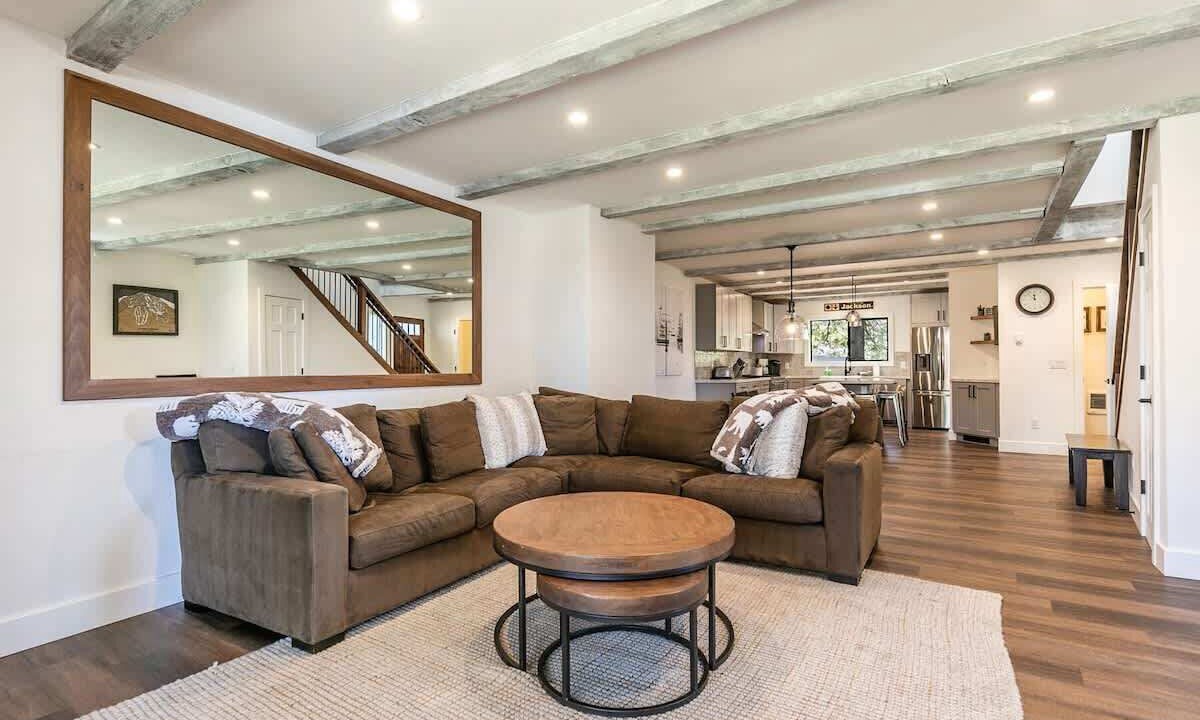 Photo of Livingroom in Brockway