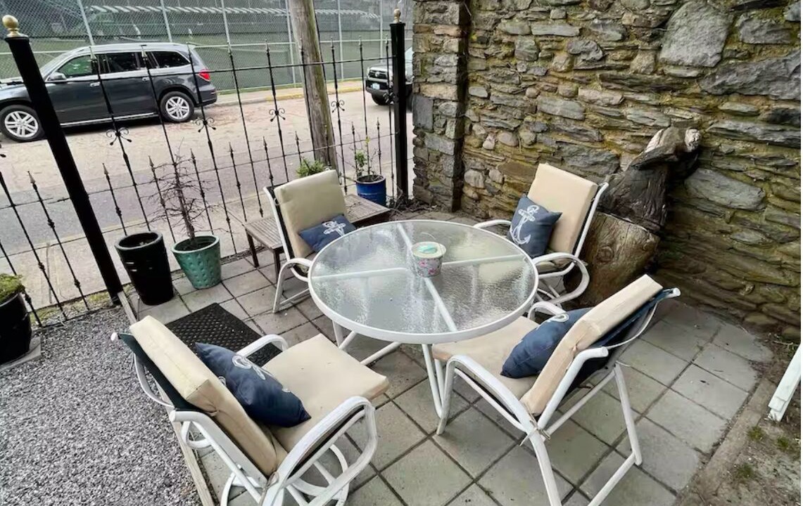 Photo of Outdoor in Historic Hill