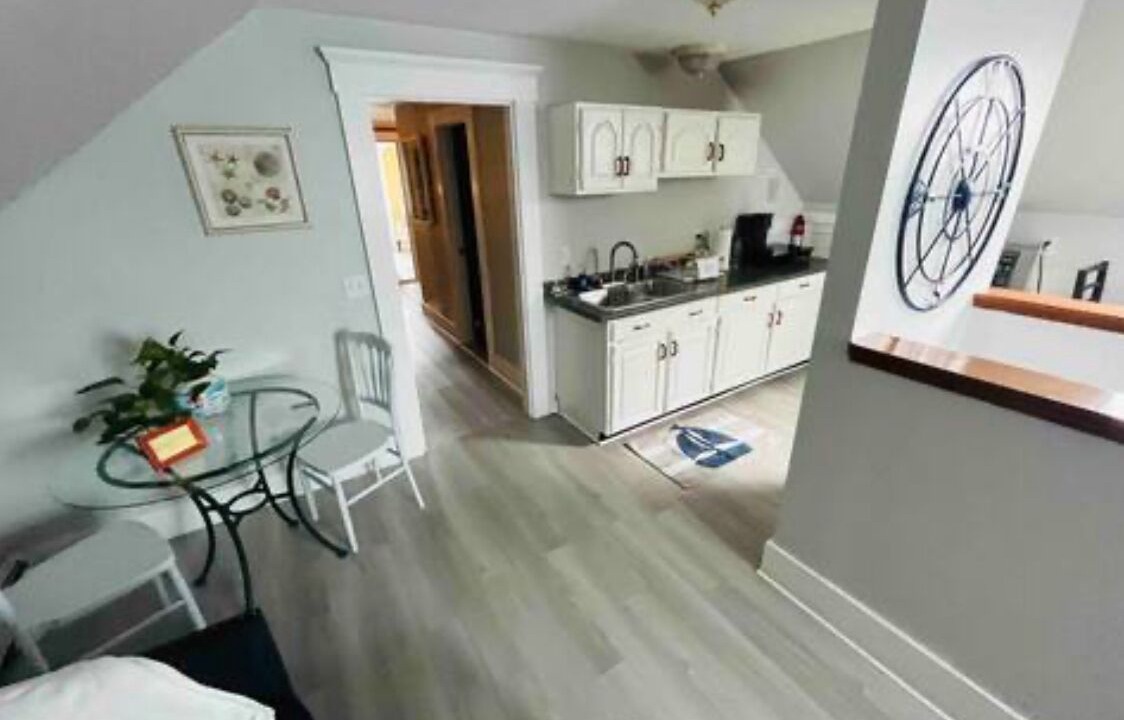 Photo of Others in Historic Hill