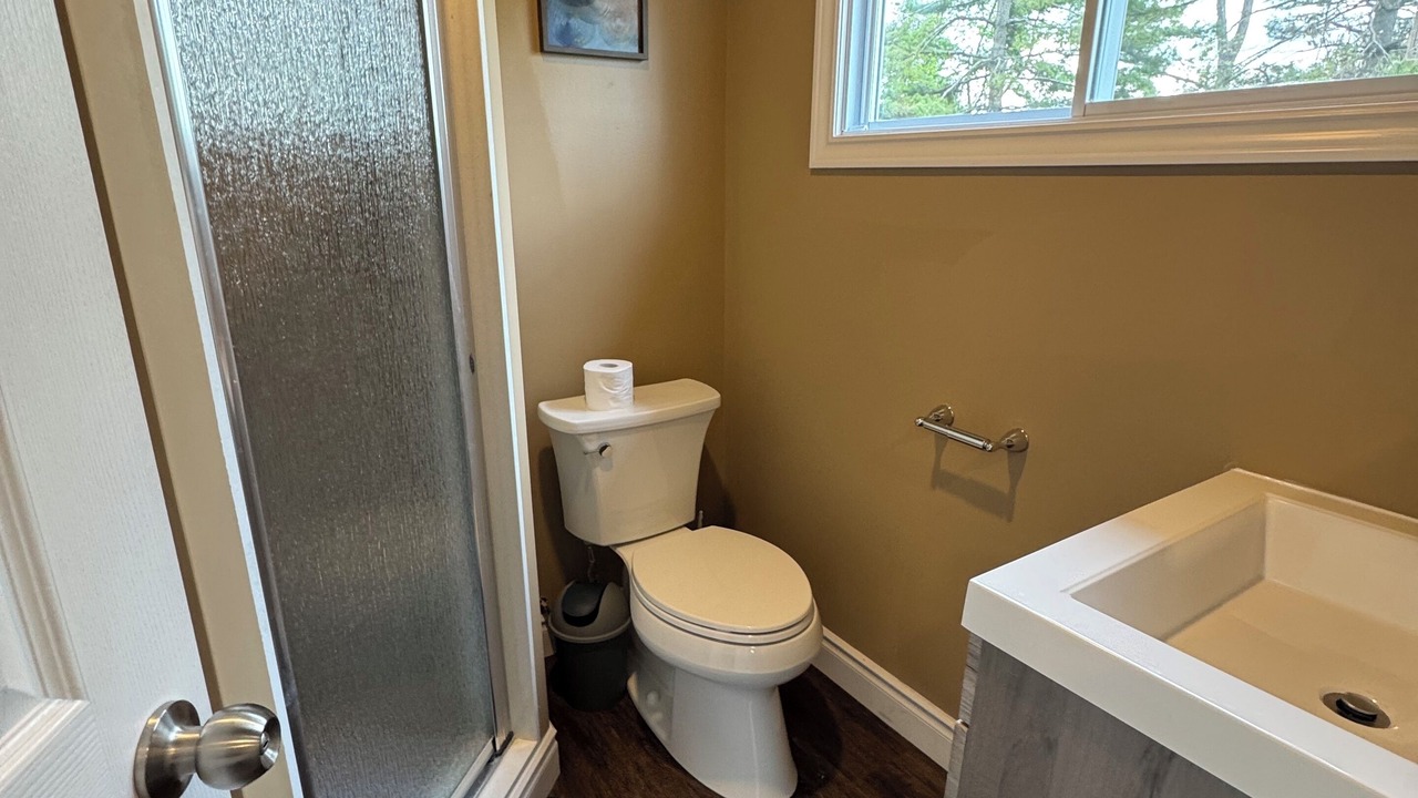 Photo of Bathroom in Ramara