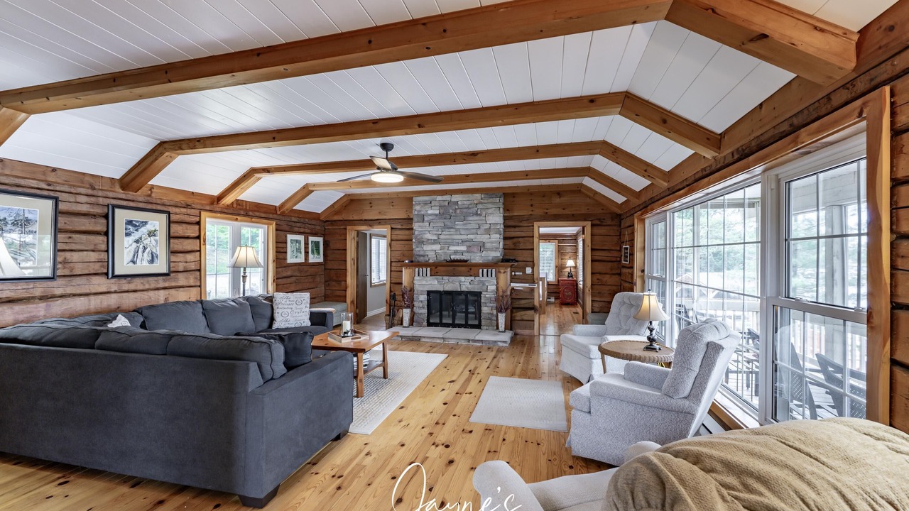 Photo of Livingroom in Seguin