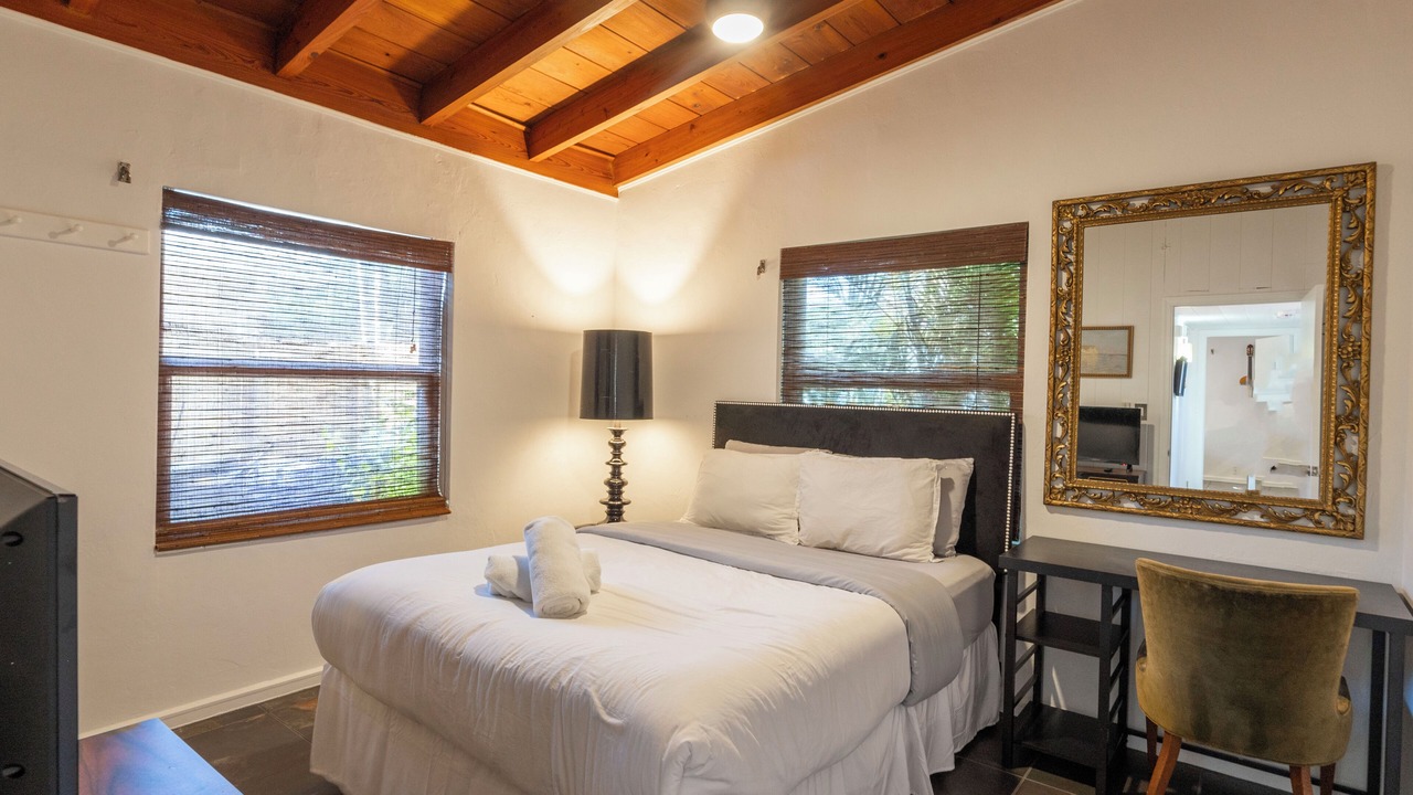 Photo of Bedroom in Lake Ridge