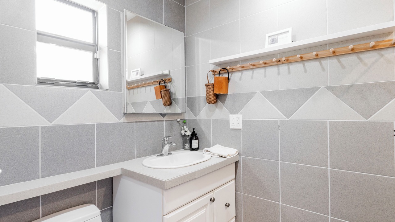 Photo of Bathroom in Lake Ridge