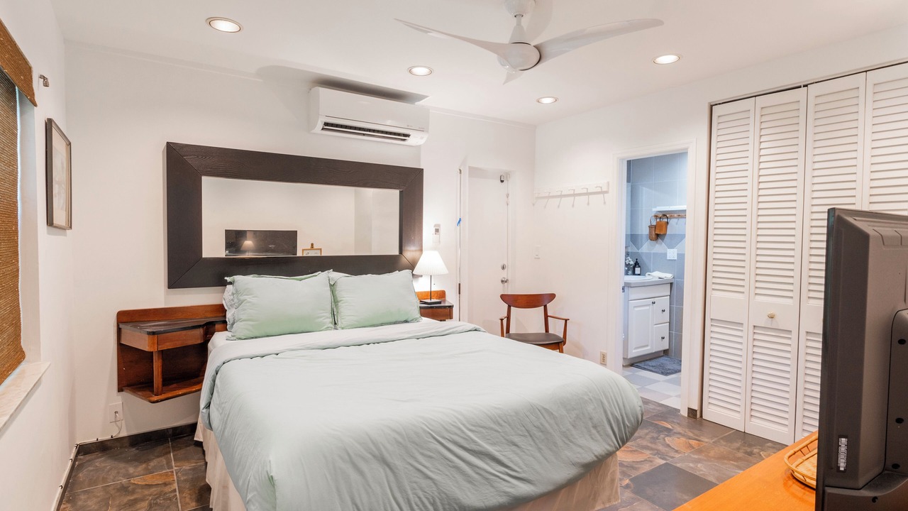 Photo of Bedroom in Lake Ridge