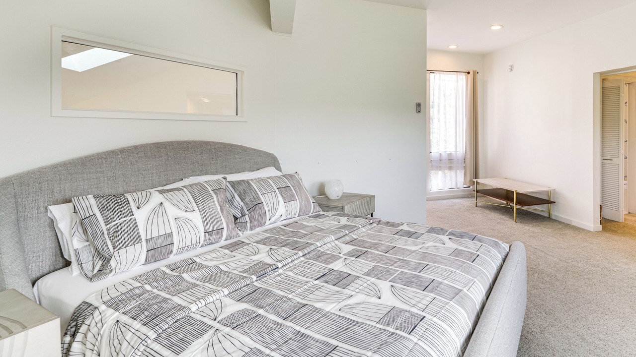 Photo of Bedroom in Barton Hills