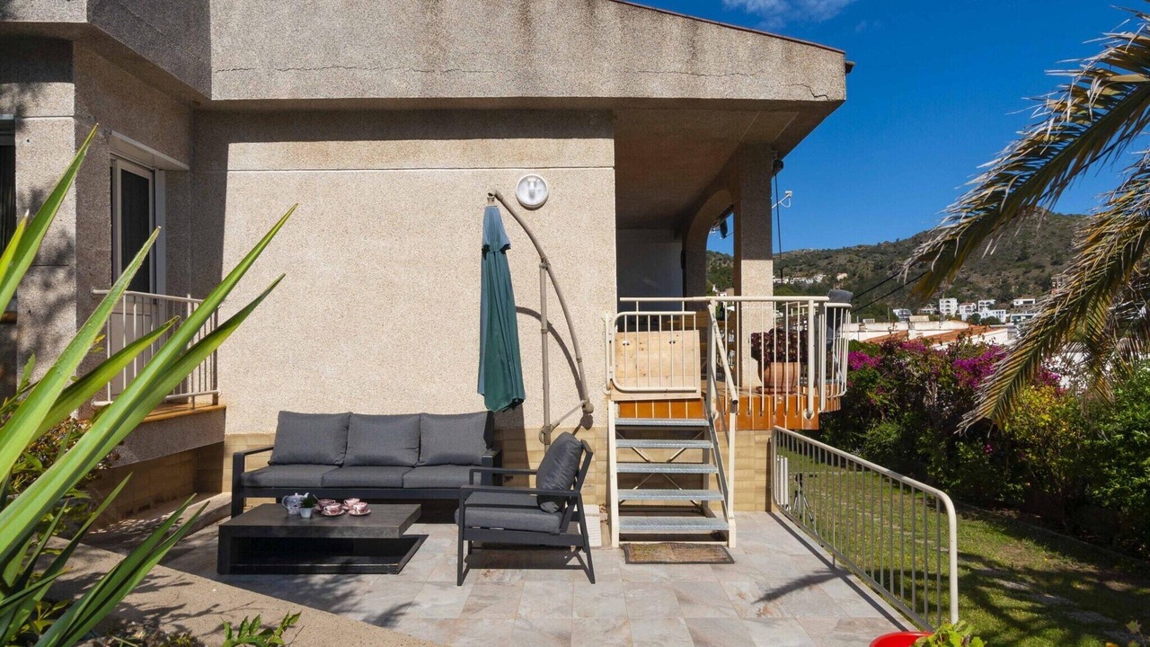 Photo of Patio Balcony in Almadraba-Canyelles