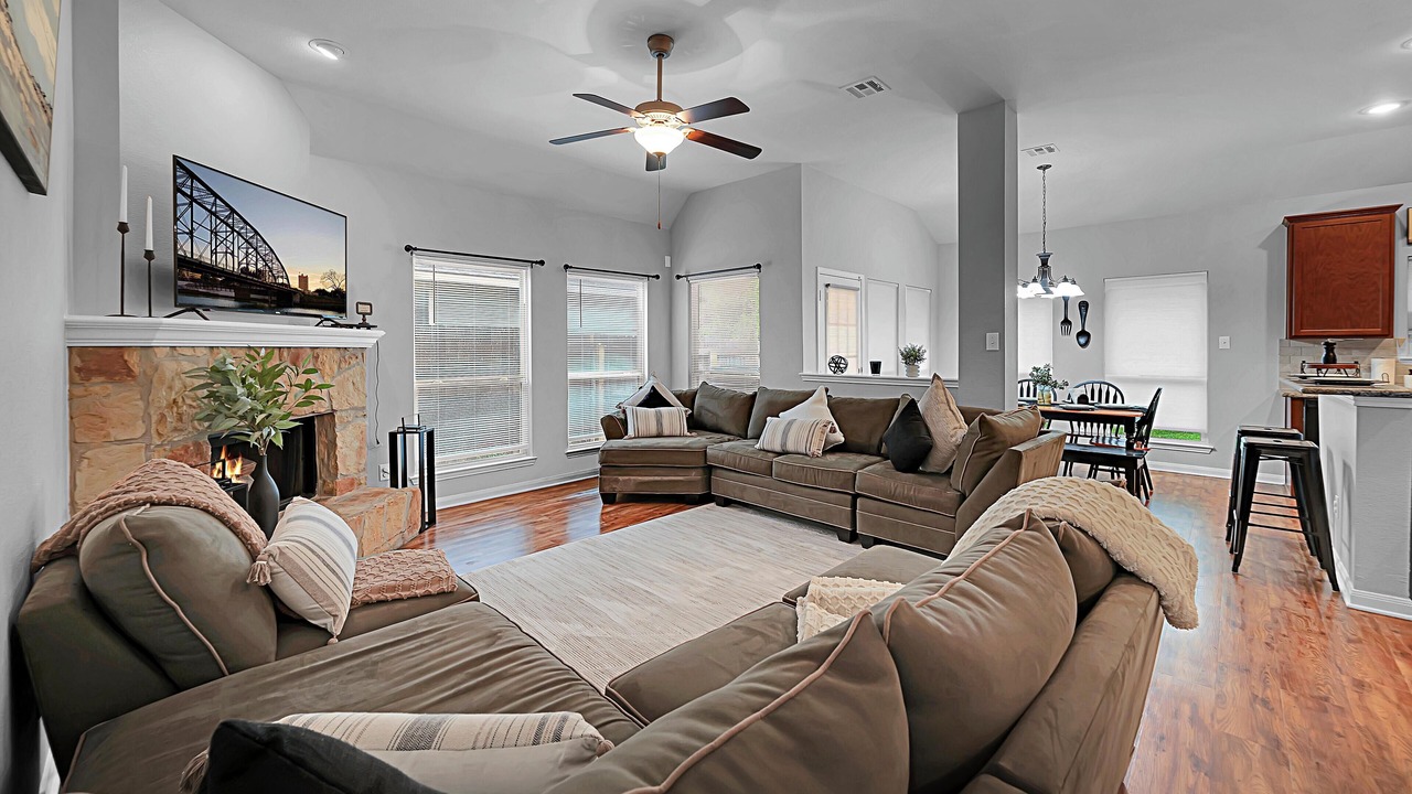 Photo of Livingroom in Waco