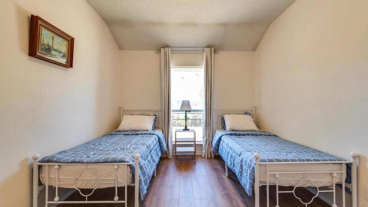 Photo of Bedroom in Murphy