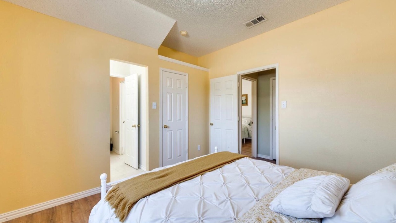 Photo of Bedroom in Murphy