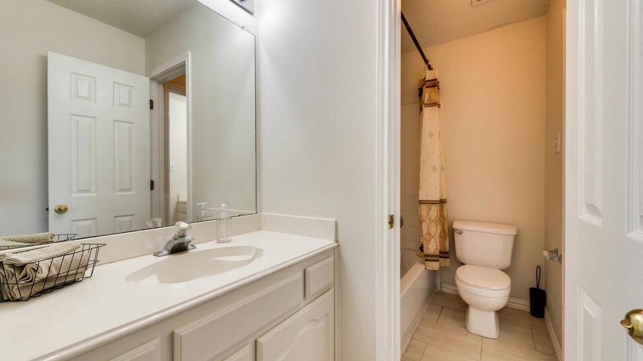Photo of Bathroom in Murphy